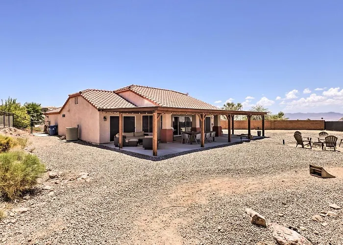 Bullhead City Oasis W/ Fire Pit + Mtn View!
